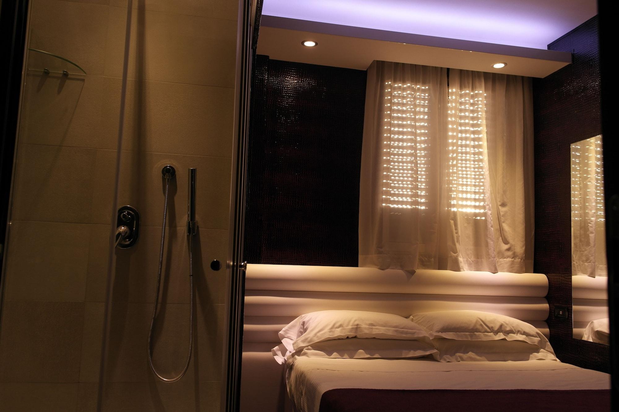Kleopatra Design Hotel Naples Luaran gambar