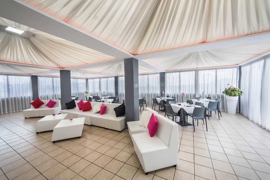 Kleopatra Design Hotel Naples Luaran gambar