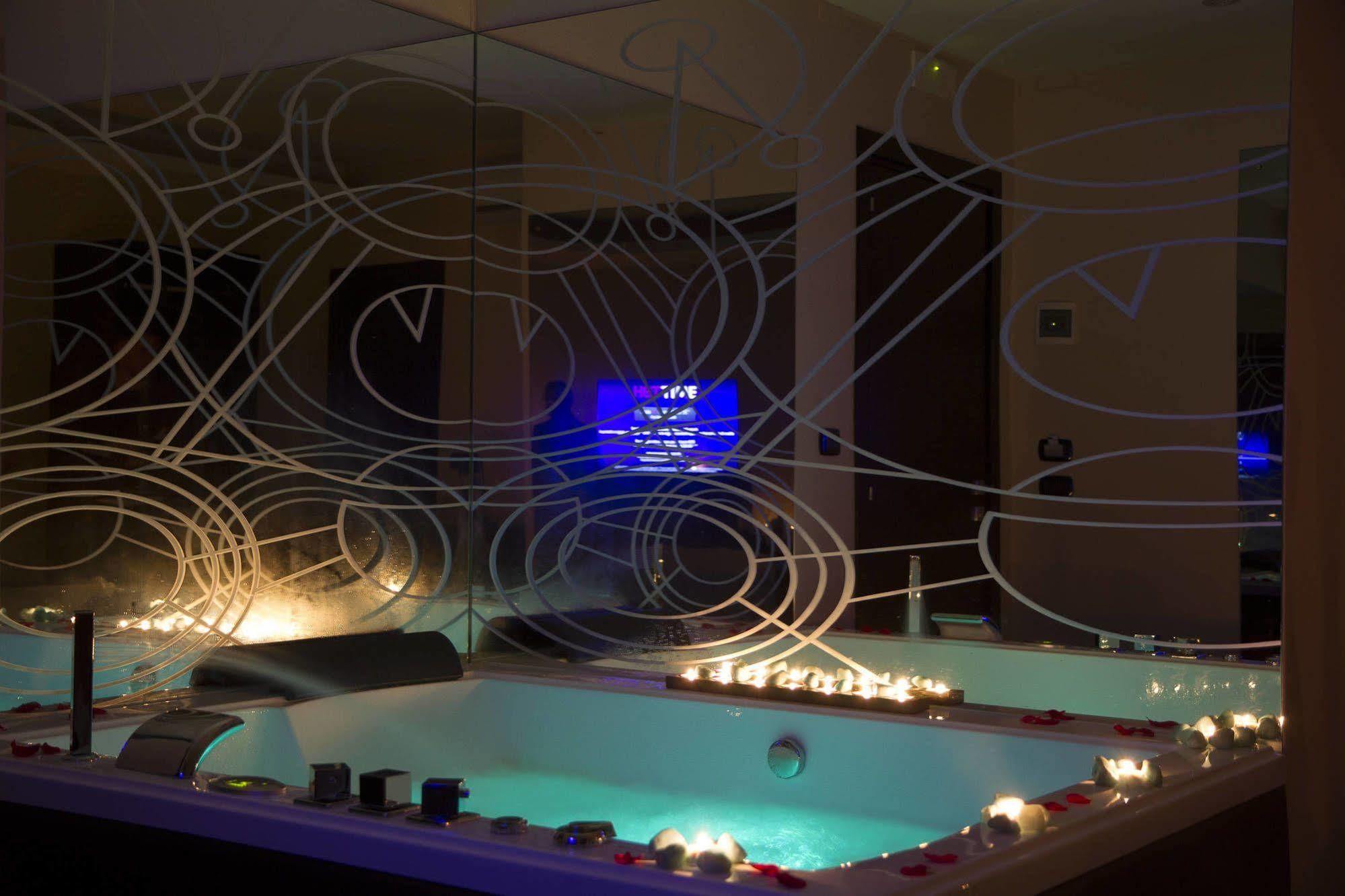 Kleopatra Design Hotel Naples Luaran gambar