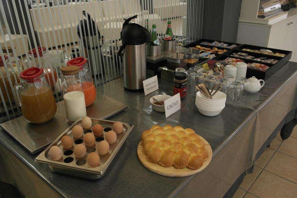 Kleopatra Design Hotel Naples Restoran gambar